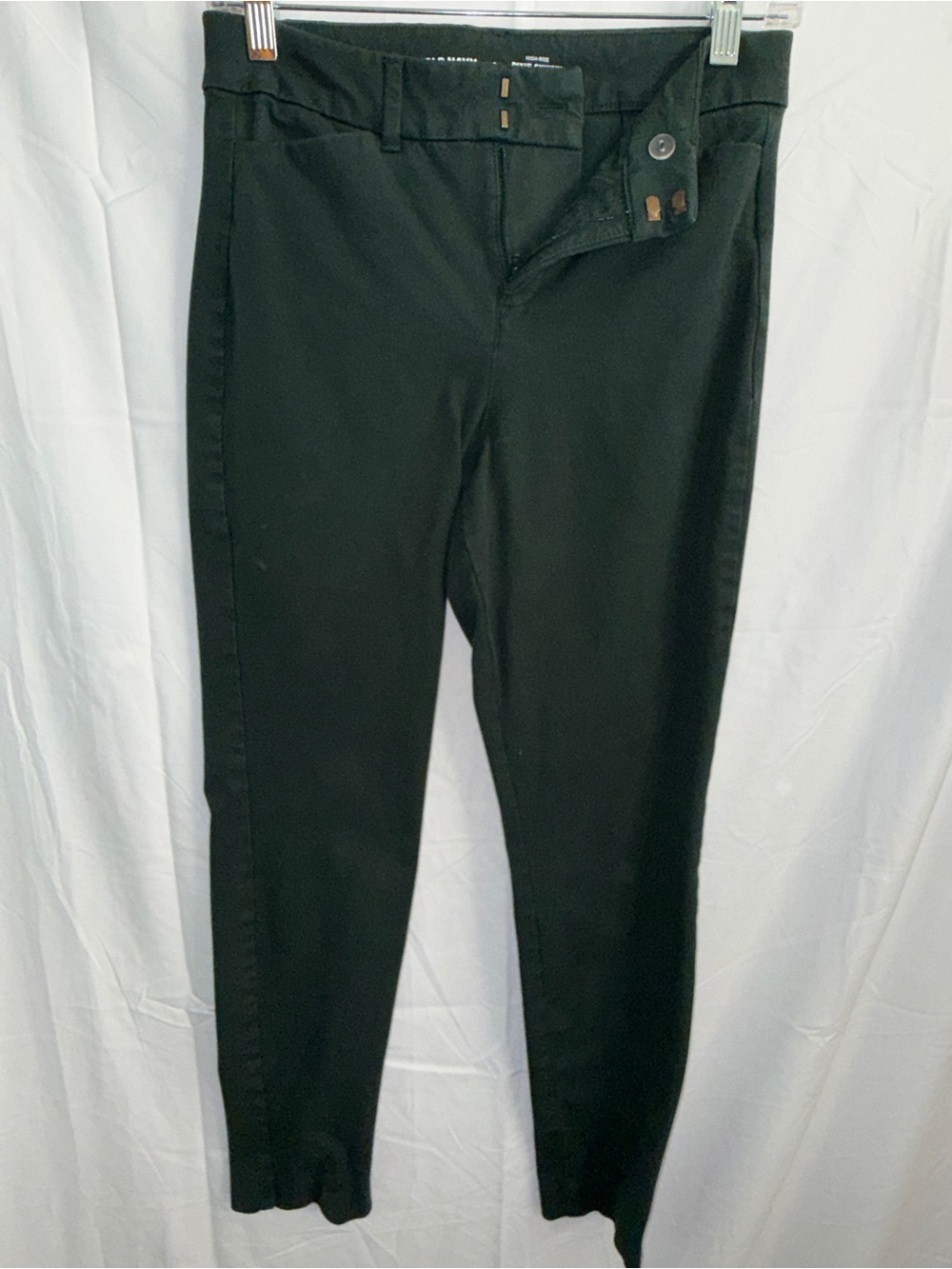 Old Navy Emerald Green Pixie Skinny- Size 2